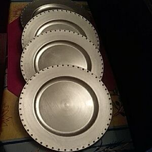 Set of Silver Charger Plates Diamond Edge (4)